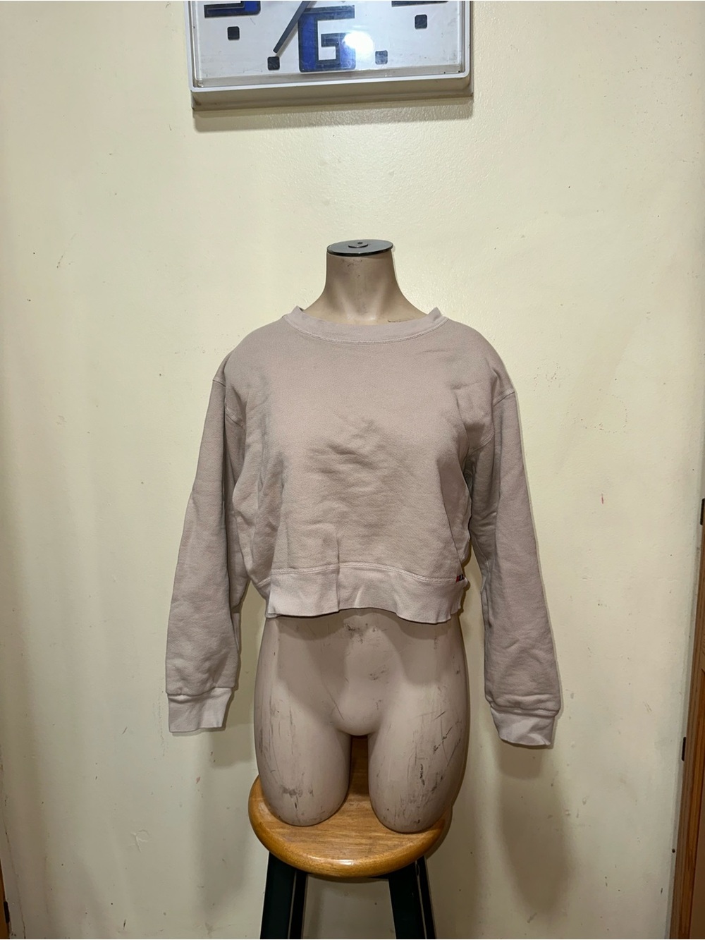 Woman’s Riley 1880 long sleeve cropped sweatshirt top
